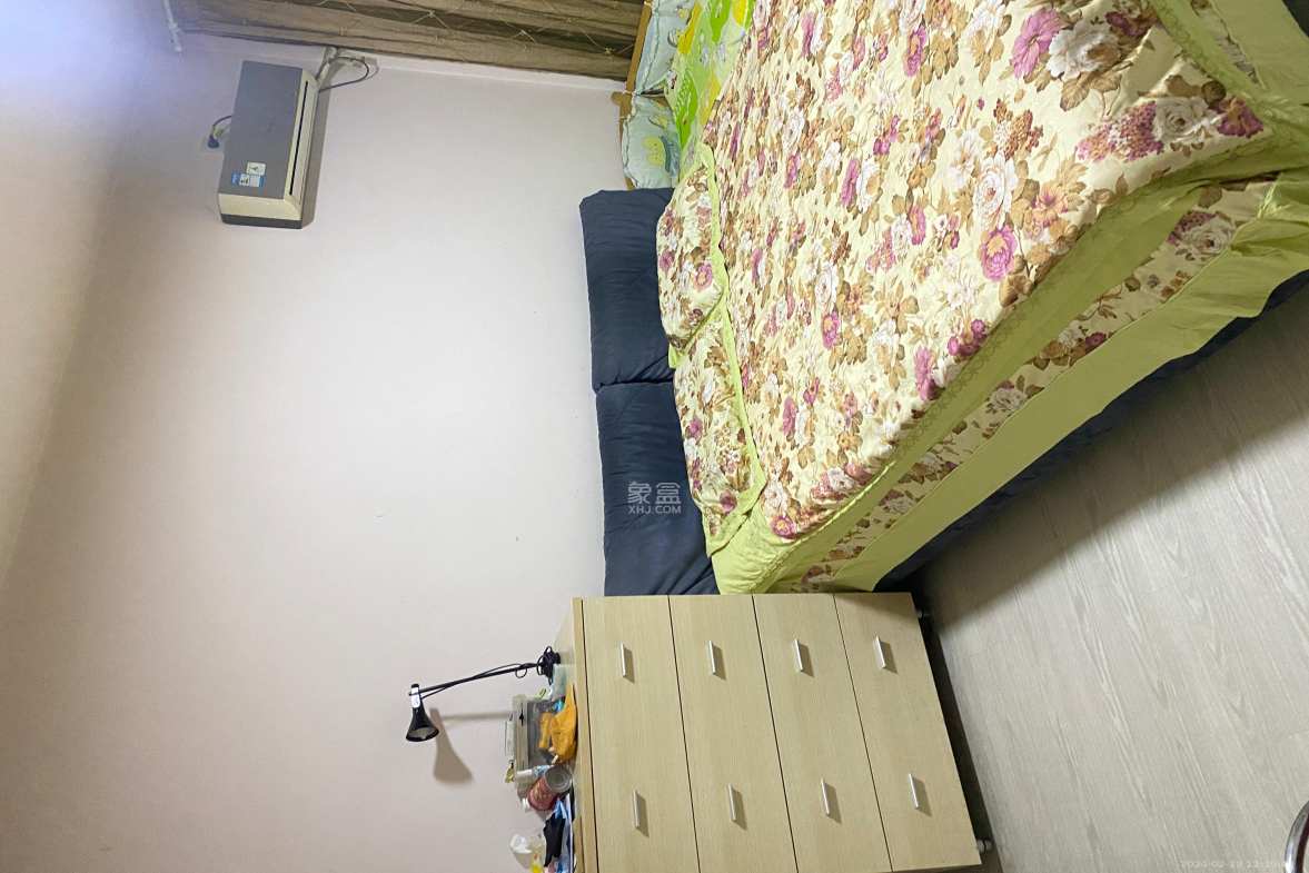 金帆江滨玫瑰园  3室2厅2卫   2200.00元/月室内图