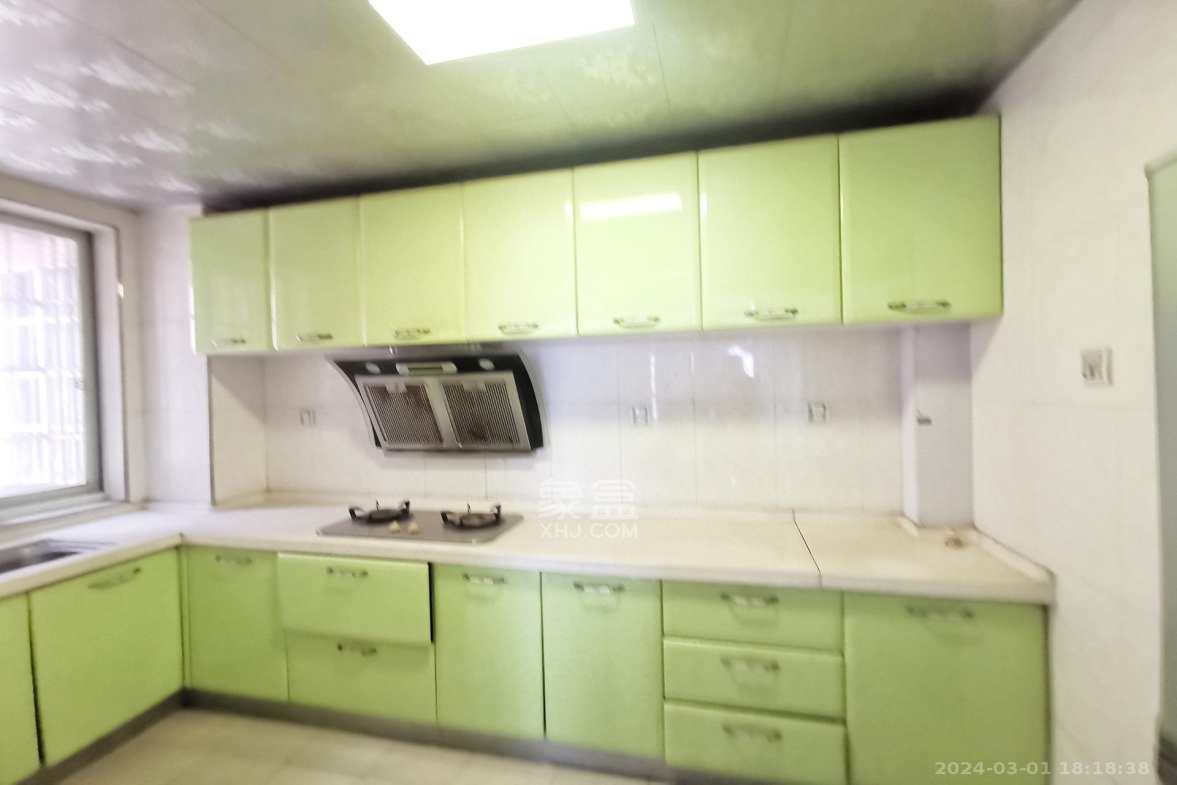 高林金三华邸 2室2厅1卫 1700.0元/月 高林金三华邸 2室2厅1卫 1700.0元/月室内图