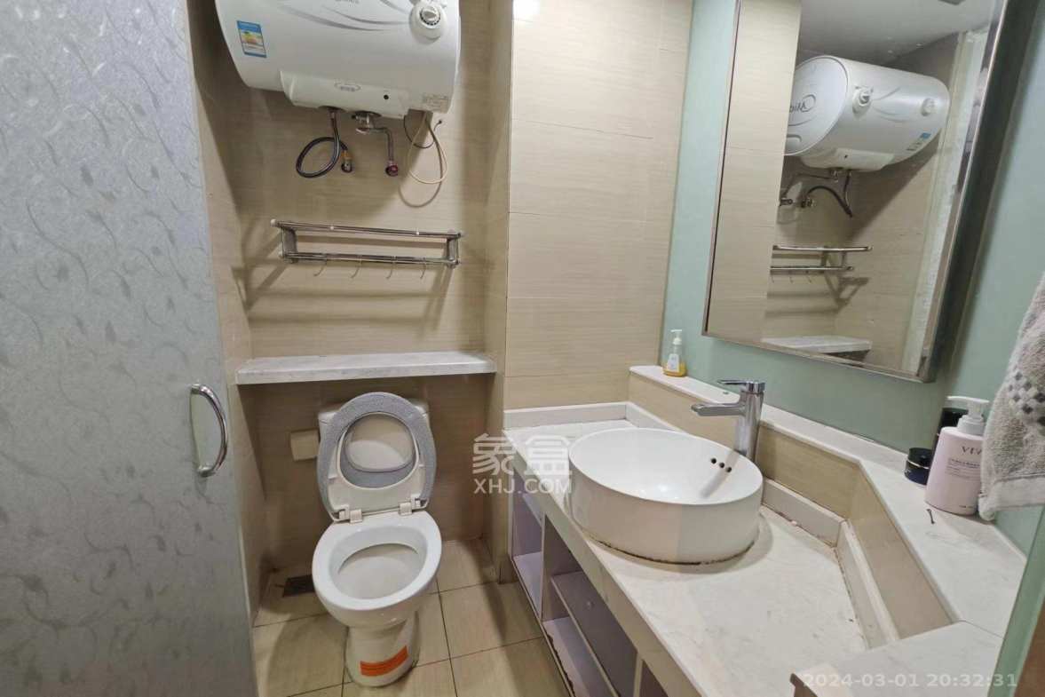 喜盈门范城  1室1厅1卫    1500.0元/月室内图