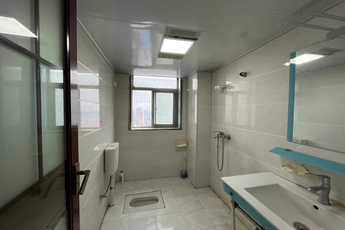 富厚名邸  2室1厅1卫    1600.0元/月室内图1