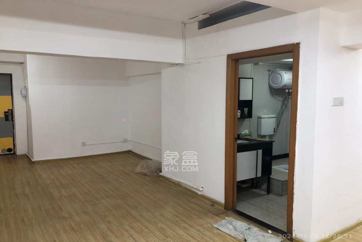 东成大厦  3室1厅1卫   3200.00元/月室内图