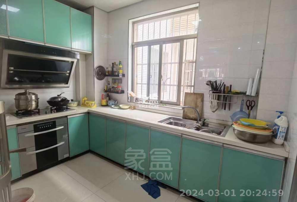 瑞丽江南（江南世家三期）  3室2厅2卫    2200.0元/月室内图