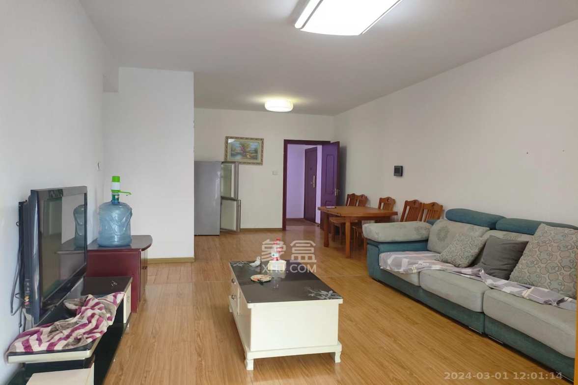 华悦城  3室2厅1卫    2300.0元/月室内图