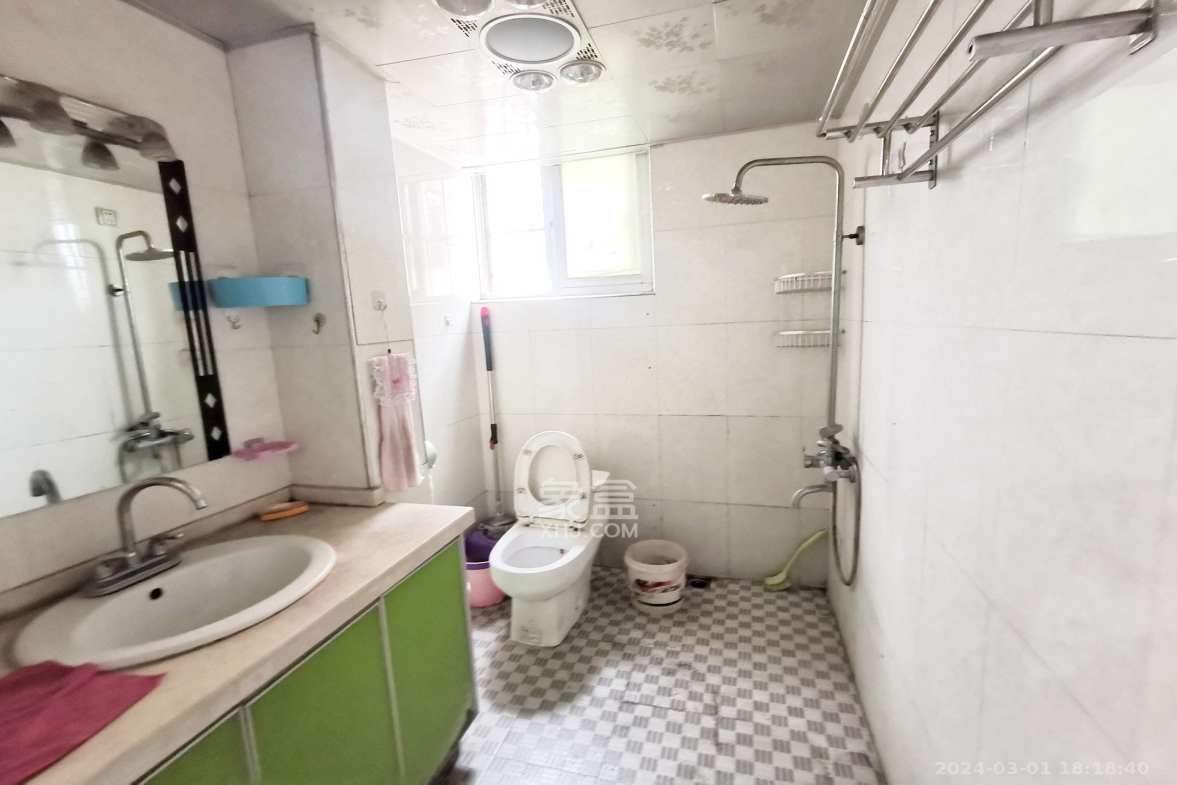 高林金三华邸 2室2厅1卫 1700.0元/月 高林金三华邸 2室2厅1卫 1700.0元/月室内图