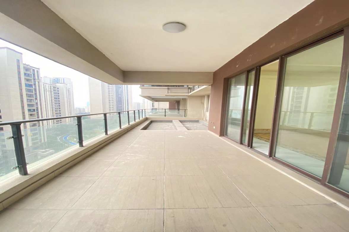 华耀碧桂园十里江湾观澜  4室2厅3卫   160.00万室内图