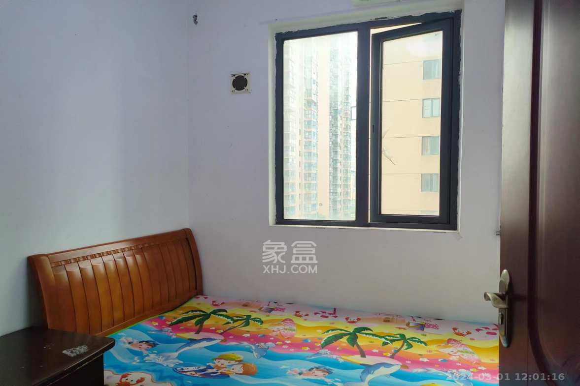 华悦城  3室2厅1卫    2300.0元/月室内图