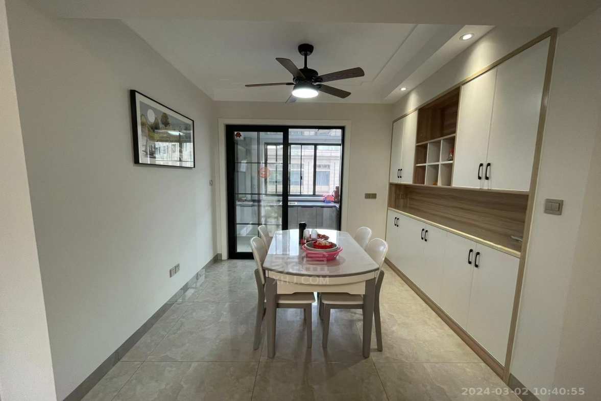 山水印象  3室2厅1卫    2000.0元/月 山水印象  3室2厅1卫    2000.0元/月室内图1