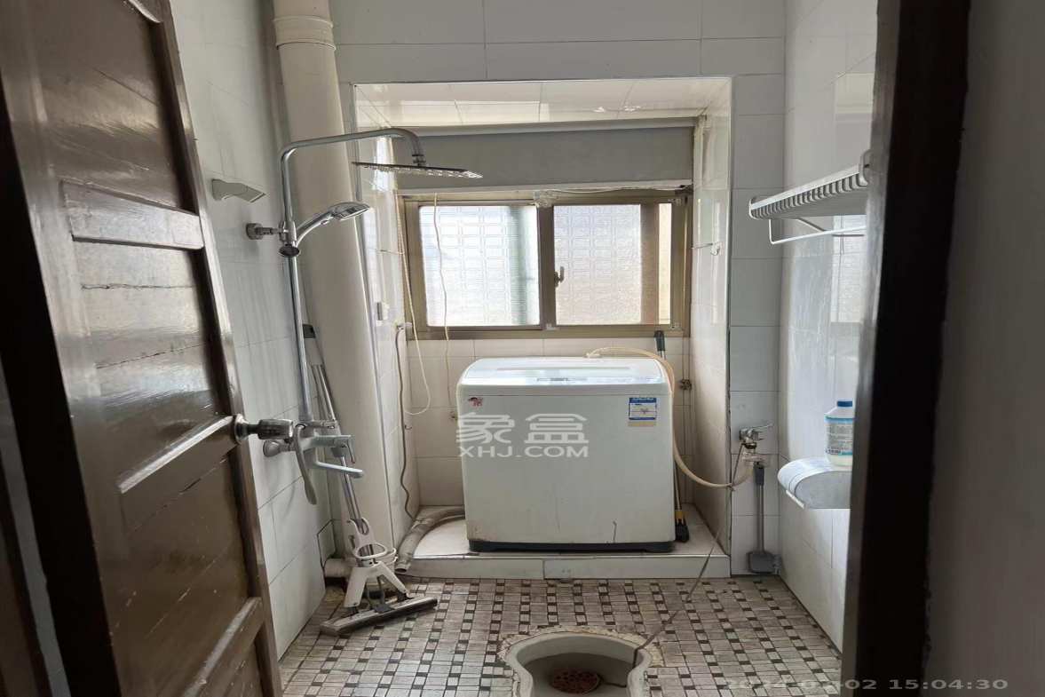 公交园小区(公交新村) 2室1厅1卫 1200.0元/月 公交园小区(公交新村) 2室1厅1卫 1200.0元/月室内图