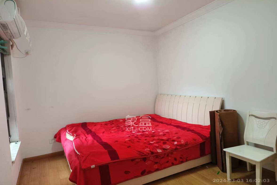 中海国际四期  3室2厅1卫    2300.0元/月 中海国际四期  3室2厅1卫    2300.0元/月室内图