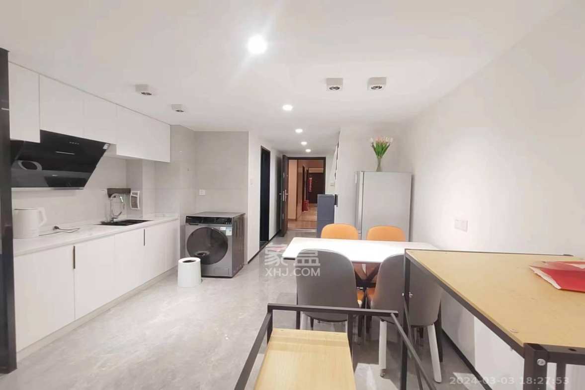 中海阅溪府  2室1厅1卫    2600.0元/月室内图1