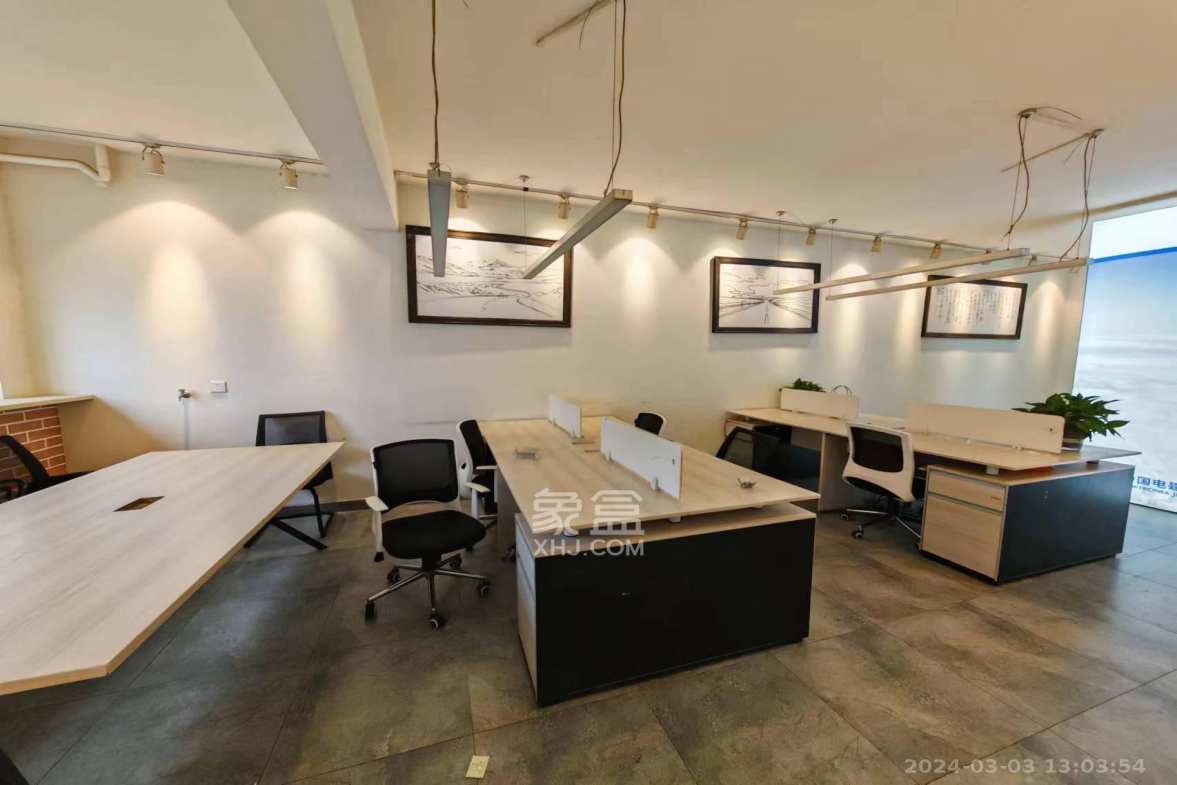 紫华郡  3室2厅1卫    3000.0元/月 紫华郡  3室2厅1卫    3000.0元/月室内图