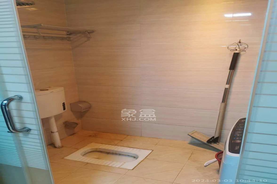 金茂梅溪湖 1室1厅1卫 1500.0元/月 金茂梅溪湖 1室1厅1卫 1500.0元/月室内图