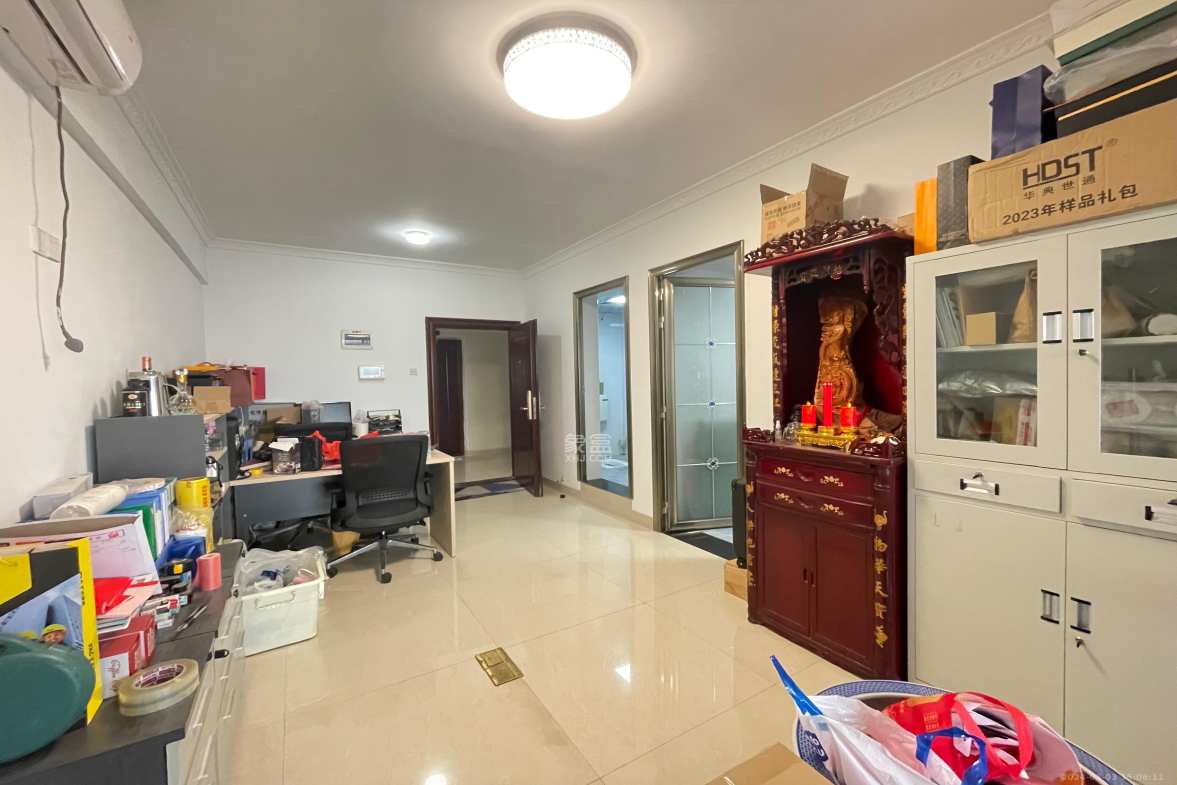 锦泰东环国际 1室1厅1卫 2400.0元/月 锦泰东环国际 1室1厅1卫 2400.0元/月室内图