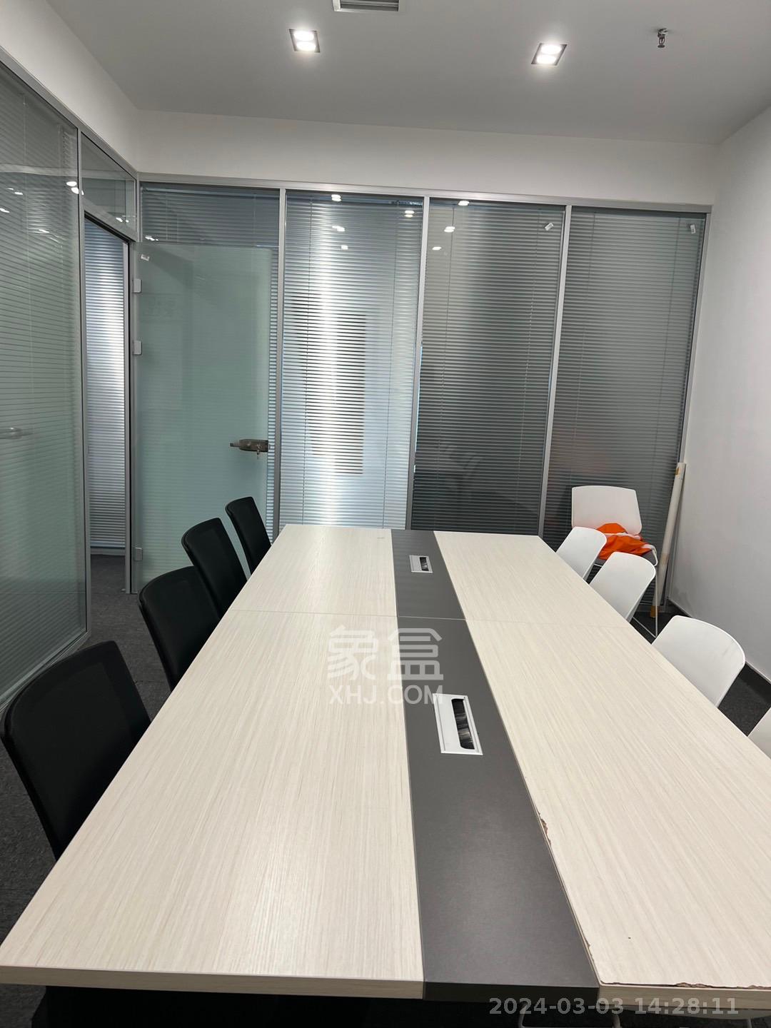 保利国际广场   168.0㎡      11000.0元/月室内图