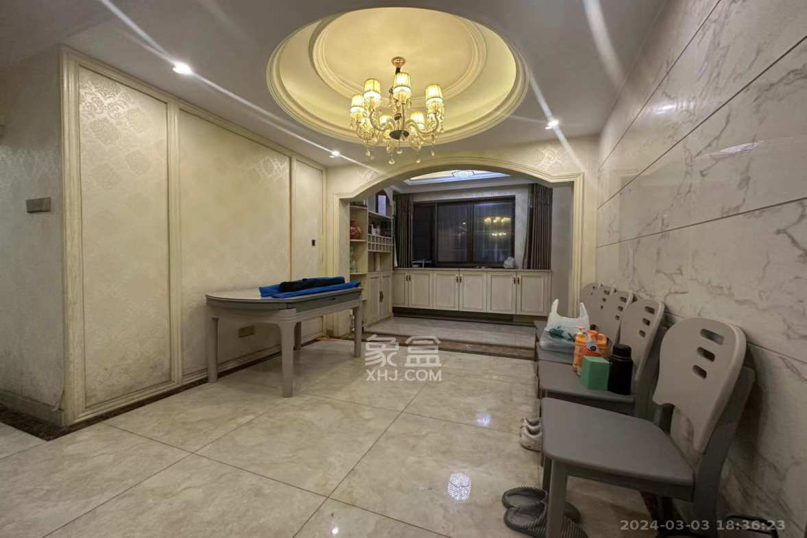 东门尚苑  3室2厅2卫    2400.0元/月室内图