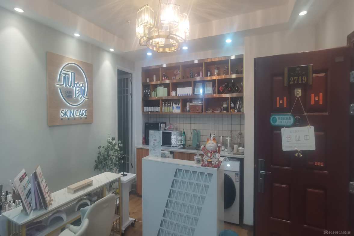 第六都（陆都小区）  1室1厅1卫    3000.0元/月室内图