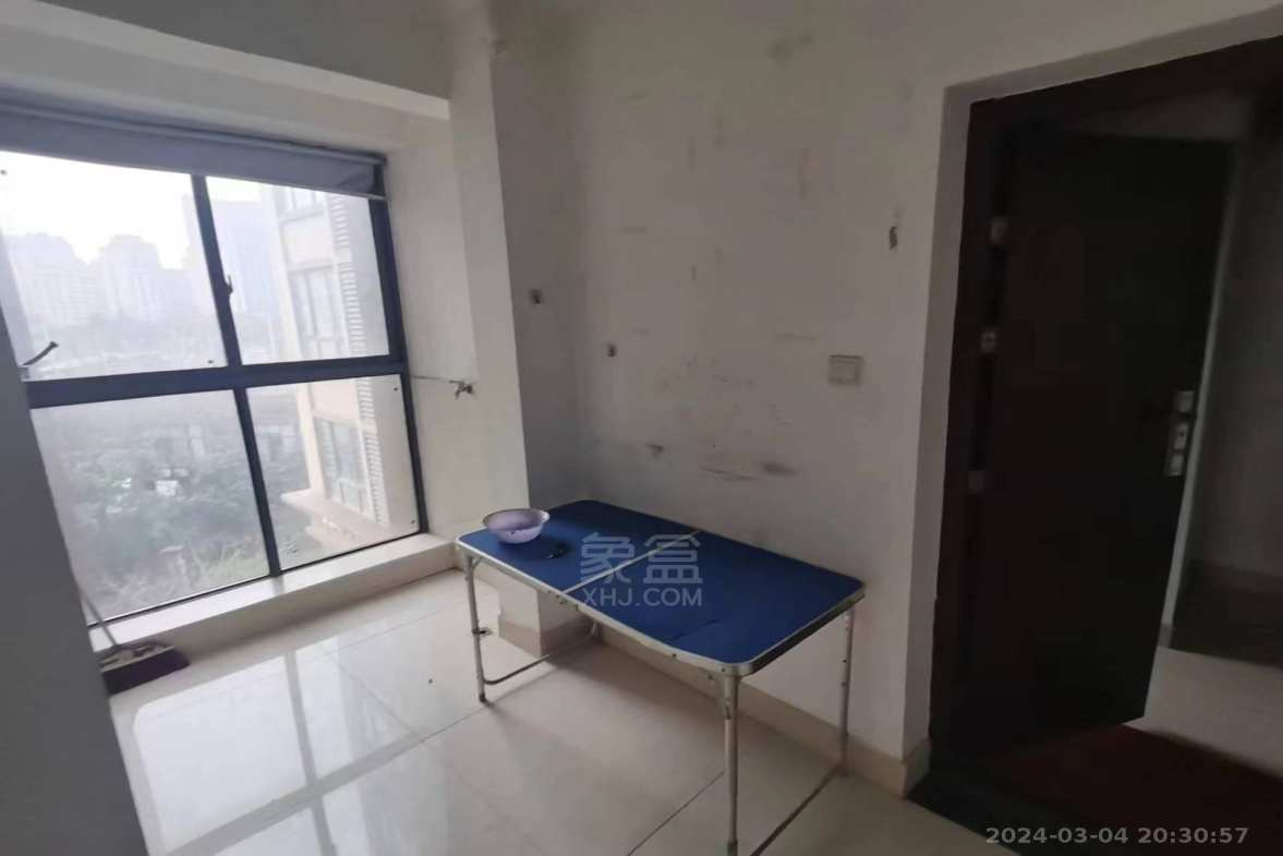 中建御山和苑  3室2厅1卫   2000.00元/月室内图