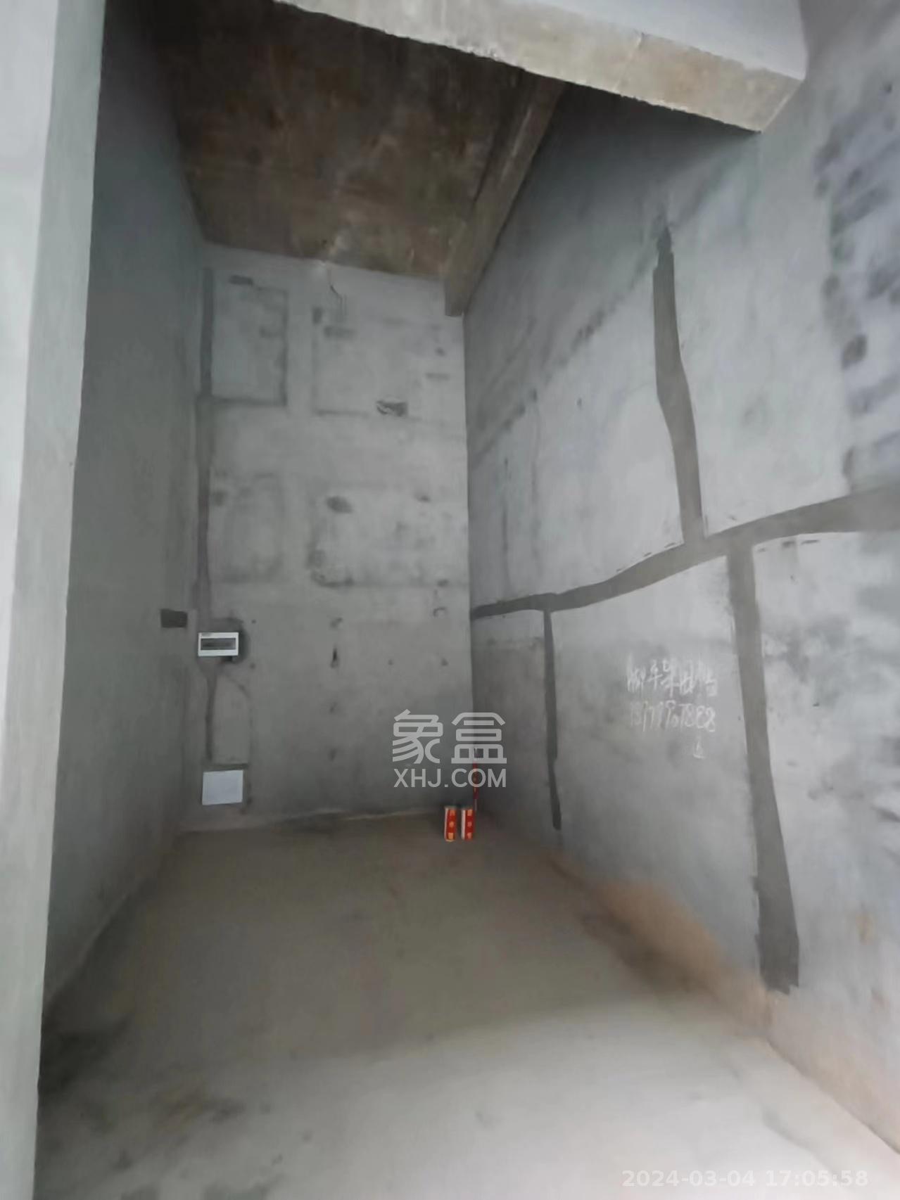 中海麓山境北区   26.05㎡      4000.0元/月室内图