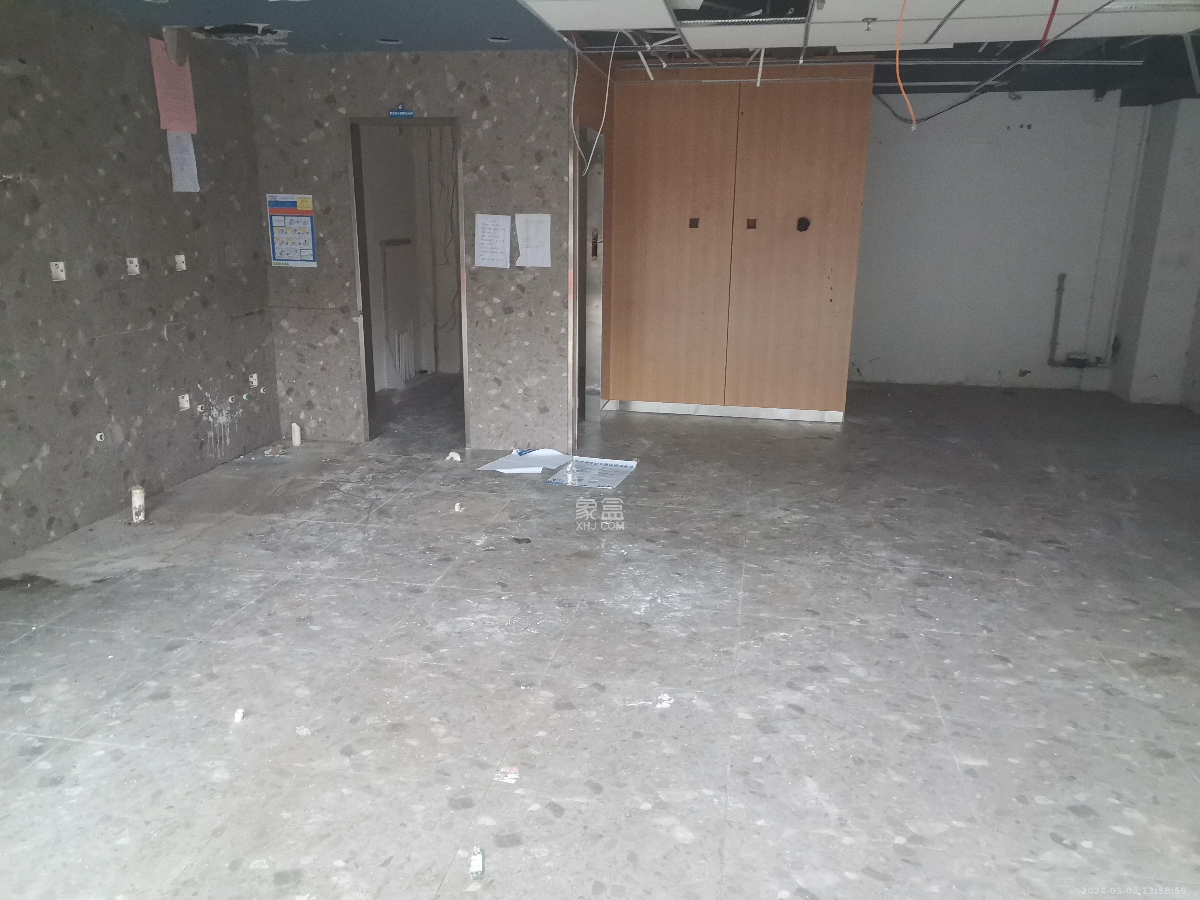 绿地中央广场   36.45㎡      15000.0元/月室内图