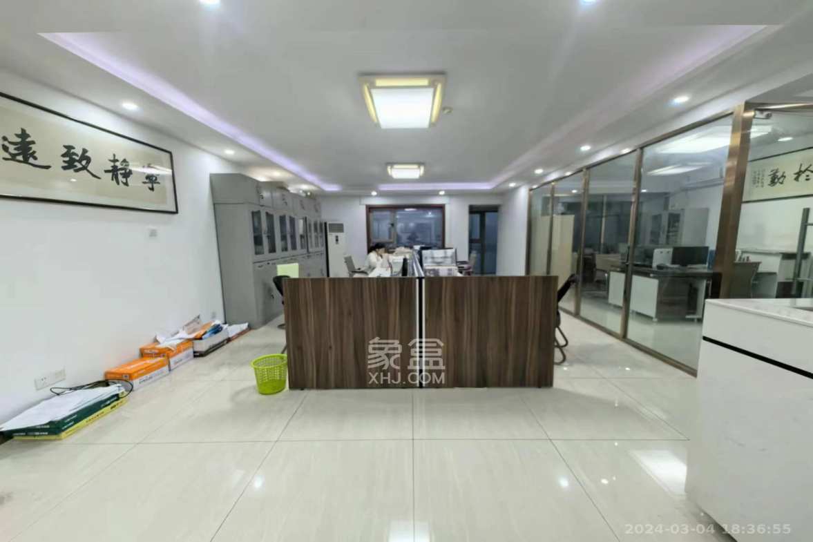 潮宗御苑  4室2厅2卫    15000.0元/月室内图