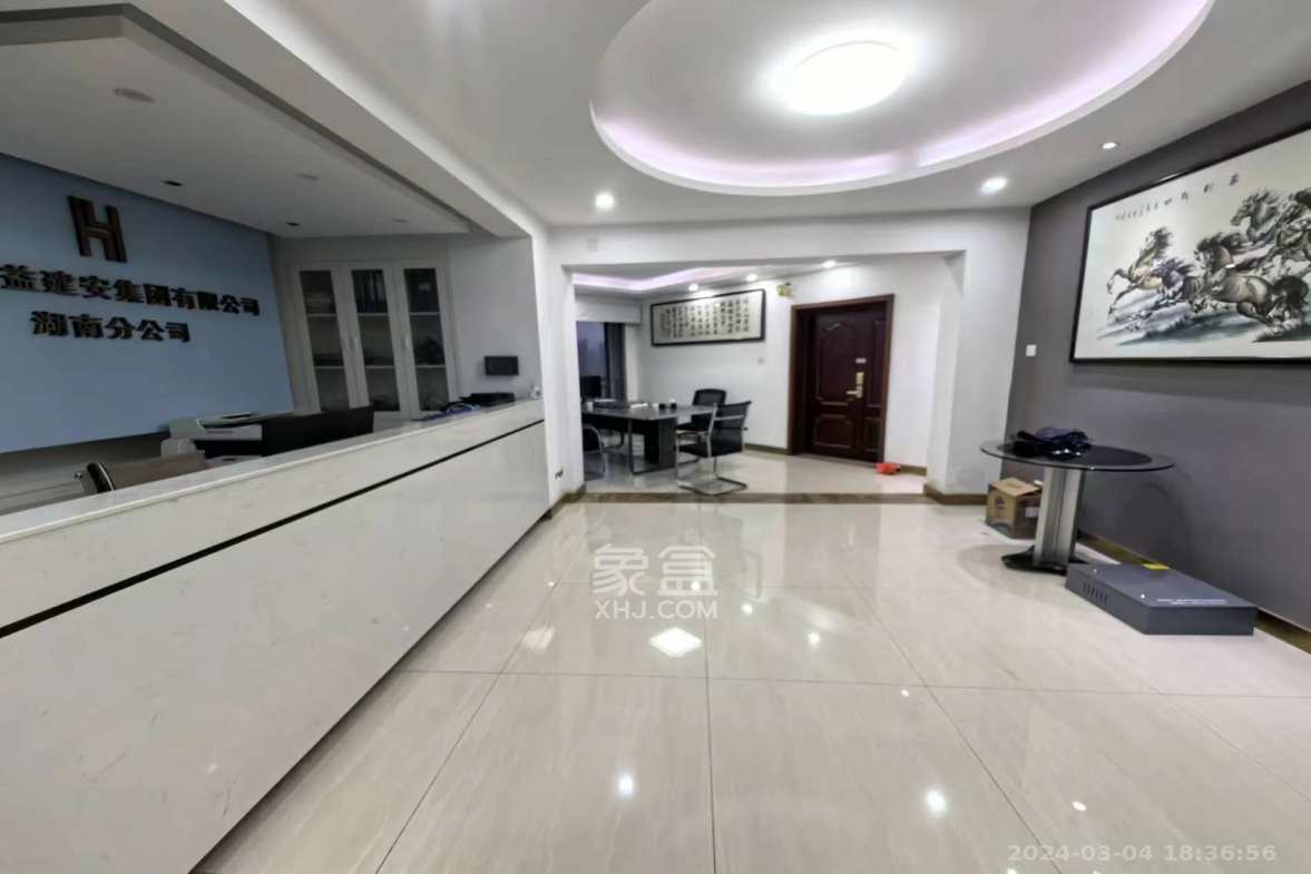 潮宗御苑  4室2厅2卫    15000.0元/月室内图