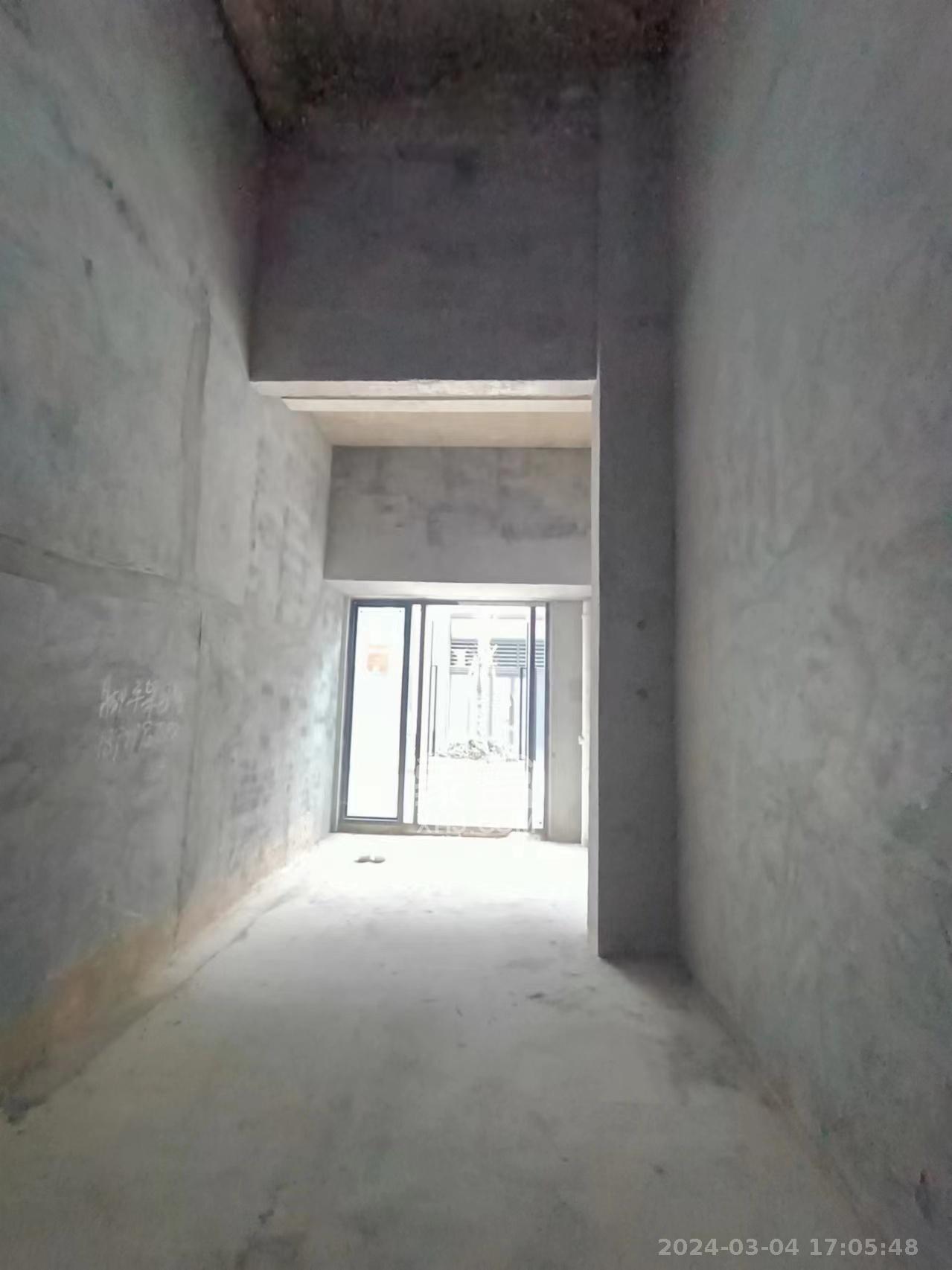 中海麓山境北区   26.05㎡      4000.0元/月室内图