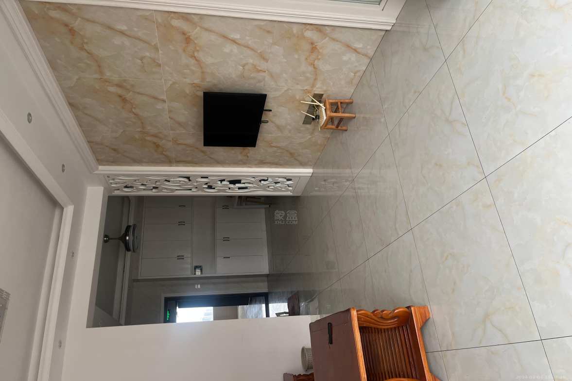 山水洲城华晨第一城  2室2厅1卫    1800.0元/月室内图1