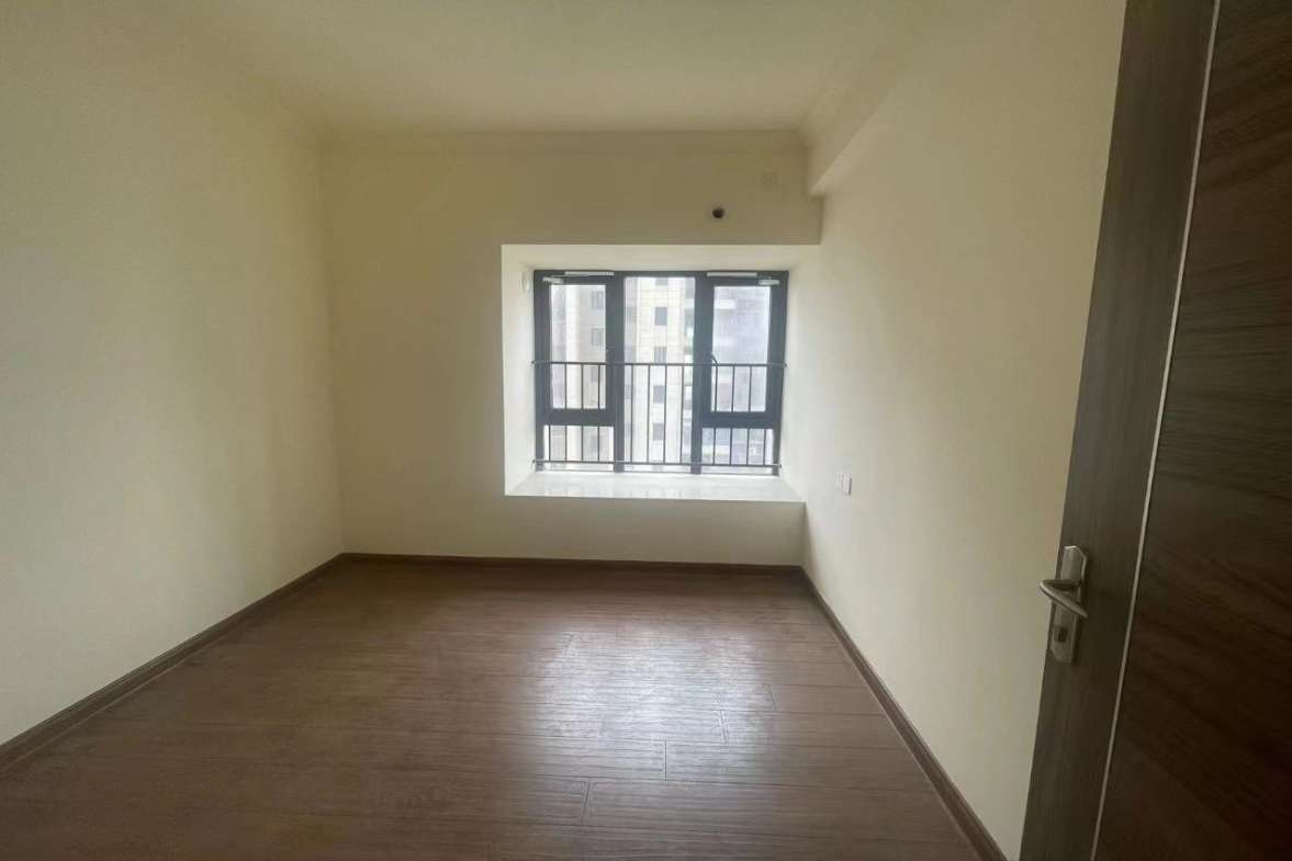 碧桂园娄星府  4室2厅1卫    96.8万 碧桂园娄星府  4室2厅1卫    96.8万客厅