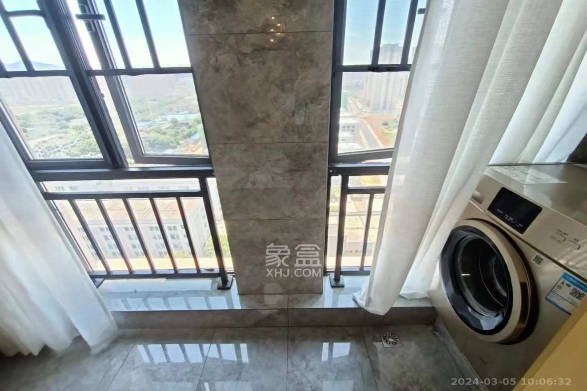 城市时光  1室1厅1卫   1500.00元/月室内图