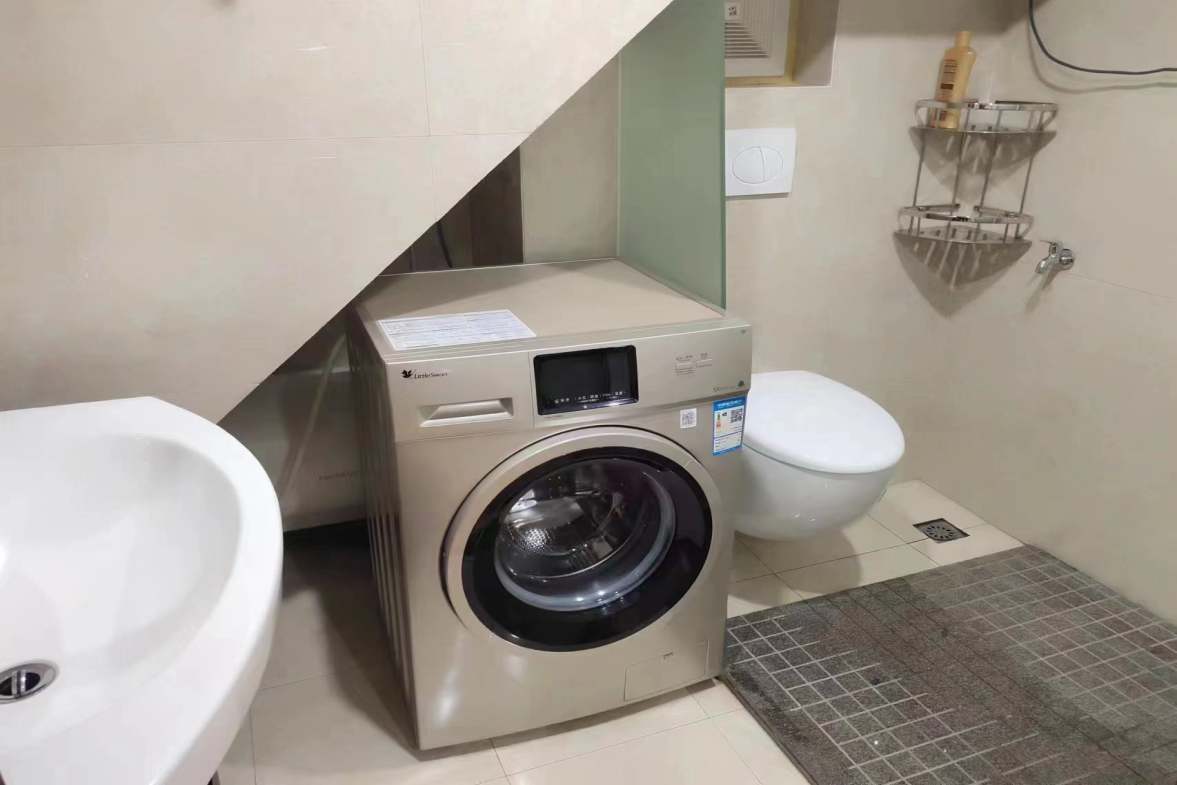 欣天蓝郡  1室1厅1卫   1200.00元/月室内图