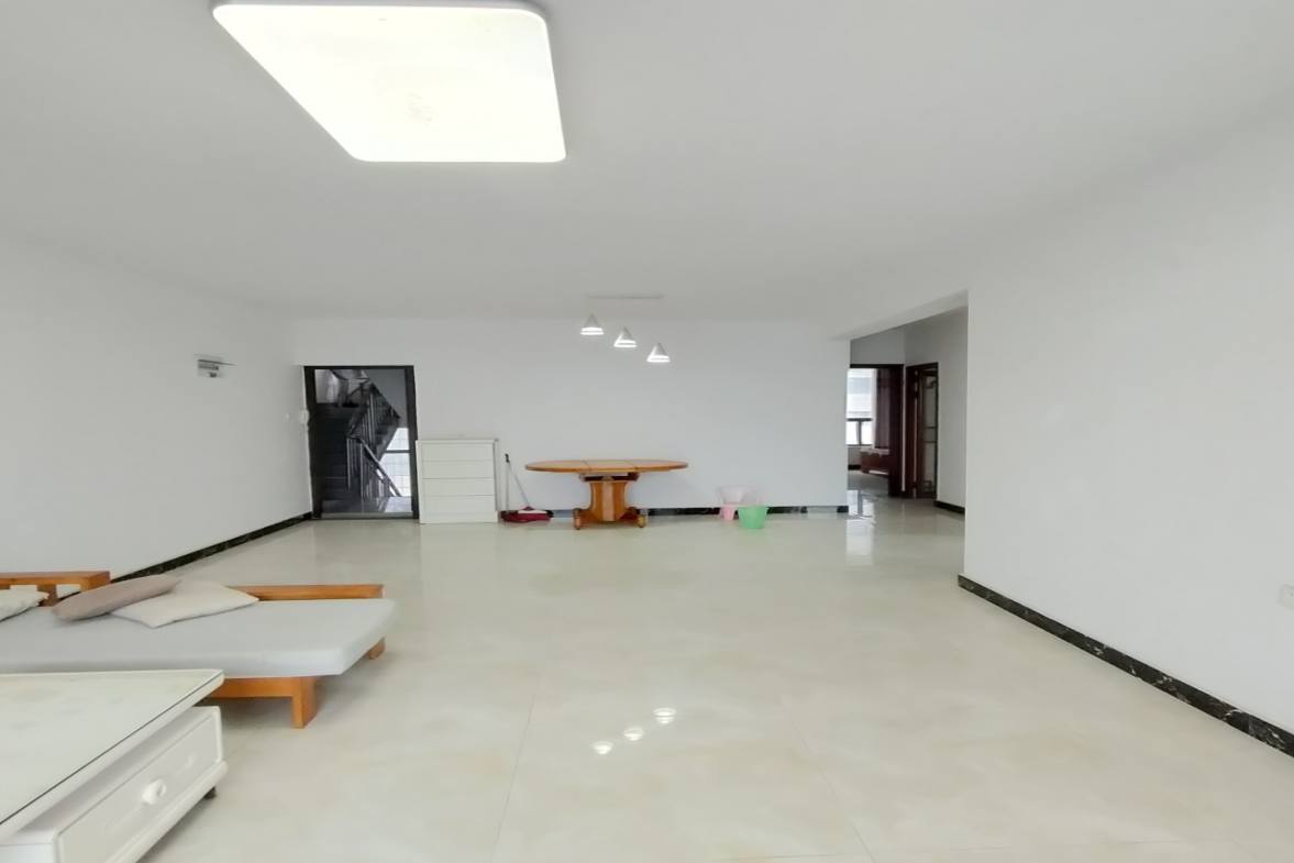 众和家园  3室2厅1卫    800.0元/月室内图