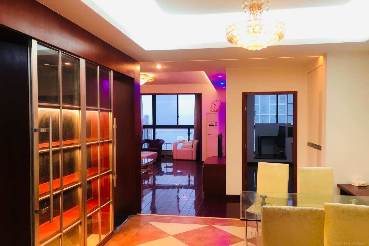 湘江世纪城赏江苑 3室2厅2卫 3600.0元/月 湘江世纪城赏江苑 3室2厅2卫 3600.0元/月室内图