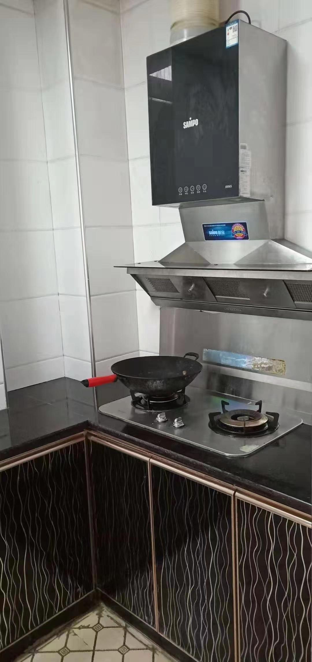 一品恒城  2室1厅1卫    1400.0元/月室内图1