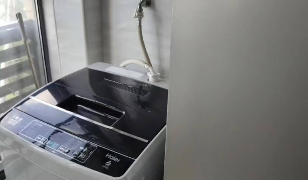 盛世时代广场  1室1厅1卫    1400.0元/月室内图