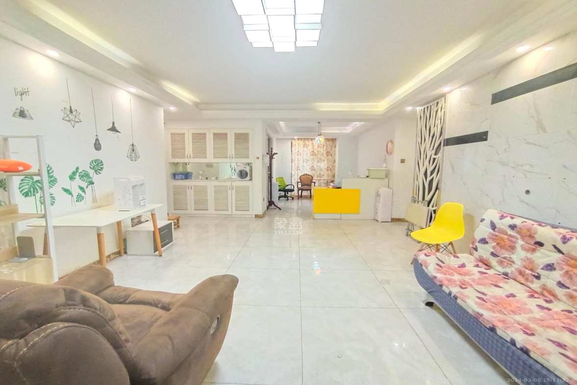 融科东南海  4室2厅2卫    4600.0元/月户型图