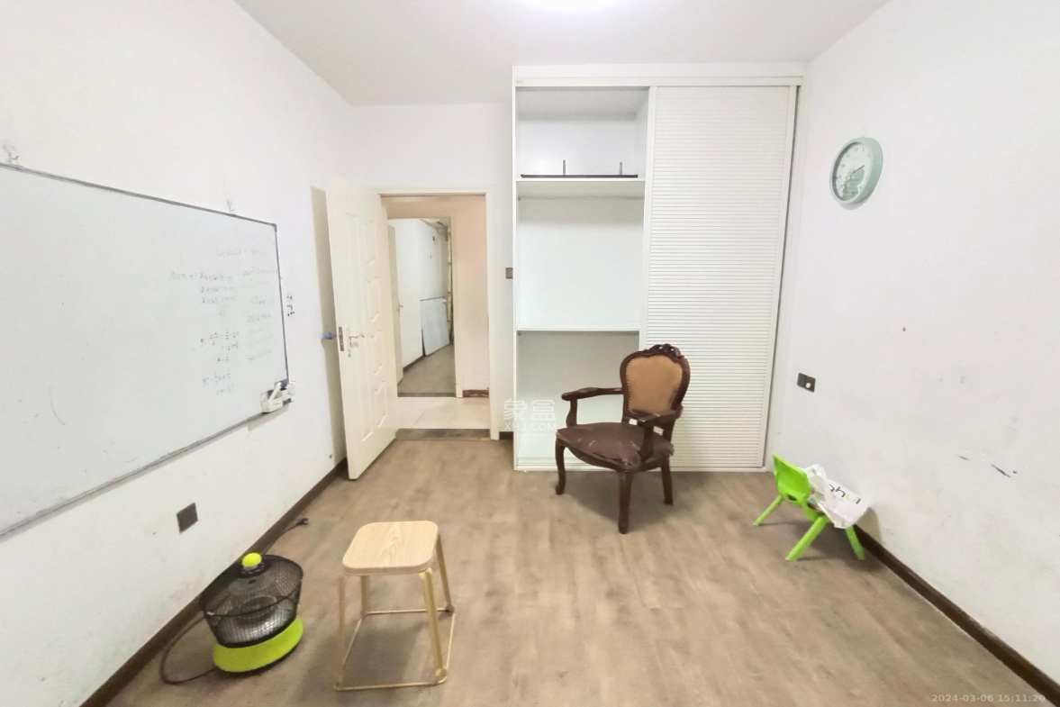 融科东南海  4室2厅2卫    4600.0元/月室内图