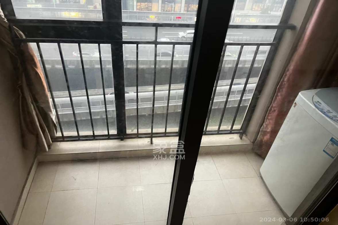万科金域华府一期  1室1厅1卫    1200.0元/月室内图