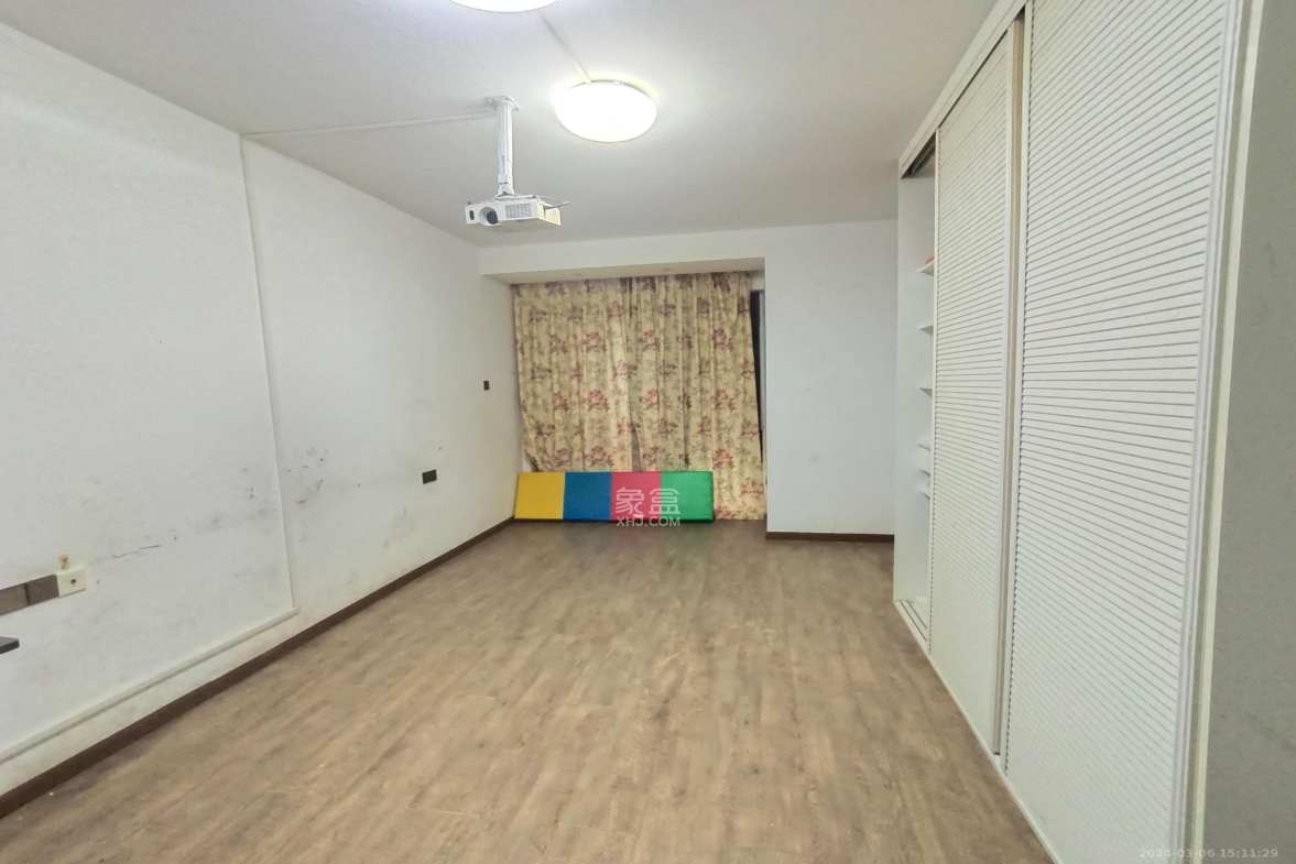 融科东南海  4室2厅2卫    4600.0元/月小区图