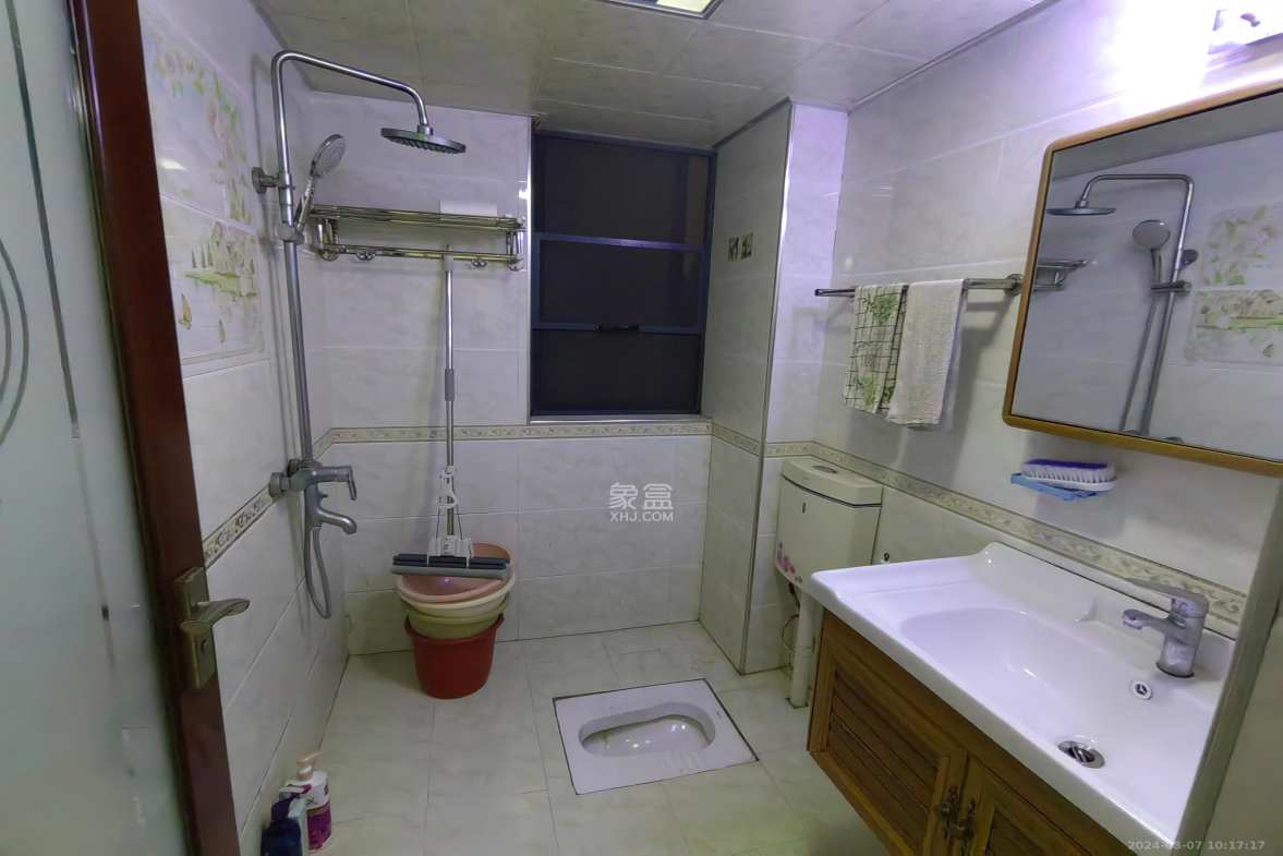 盛地尊域  3室2厅1卫    1700.0元/月室内图