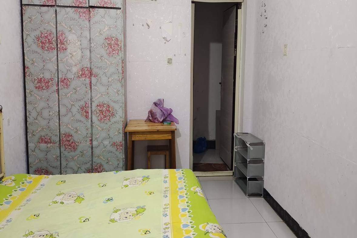 王家小区 0室0厅0卫 400.0元/月 王家小区 0室0厅0卫 400.0元/月室内图