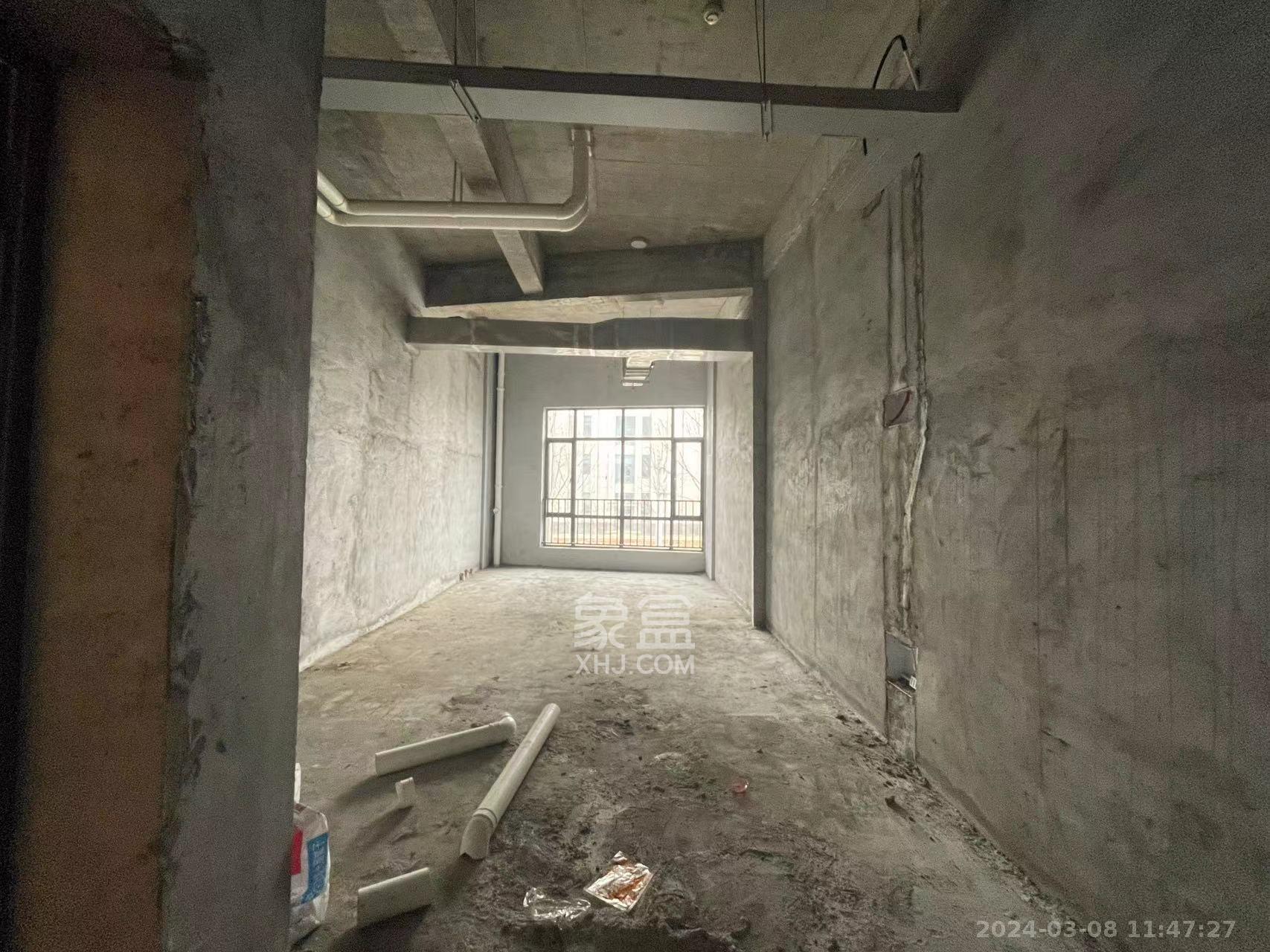 金源府   100.0㎡      7000.0元/月室内图