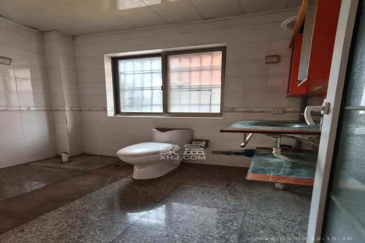 紫薇鑫园  4室2厅2卫    3600.0元/月室内图