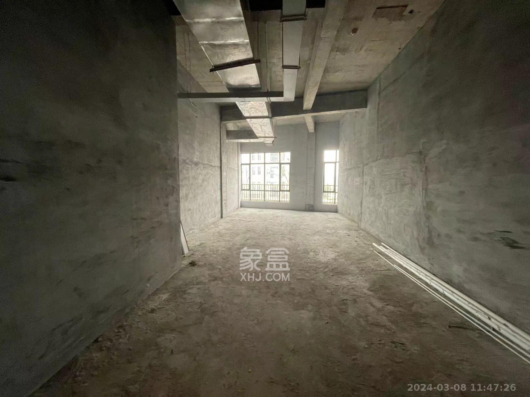 金源府   100.0㎡      7000.0元/月室内图