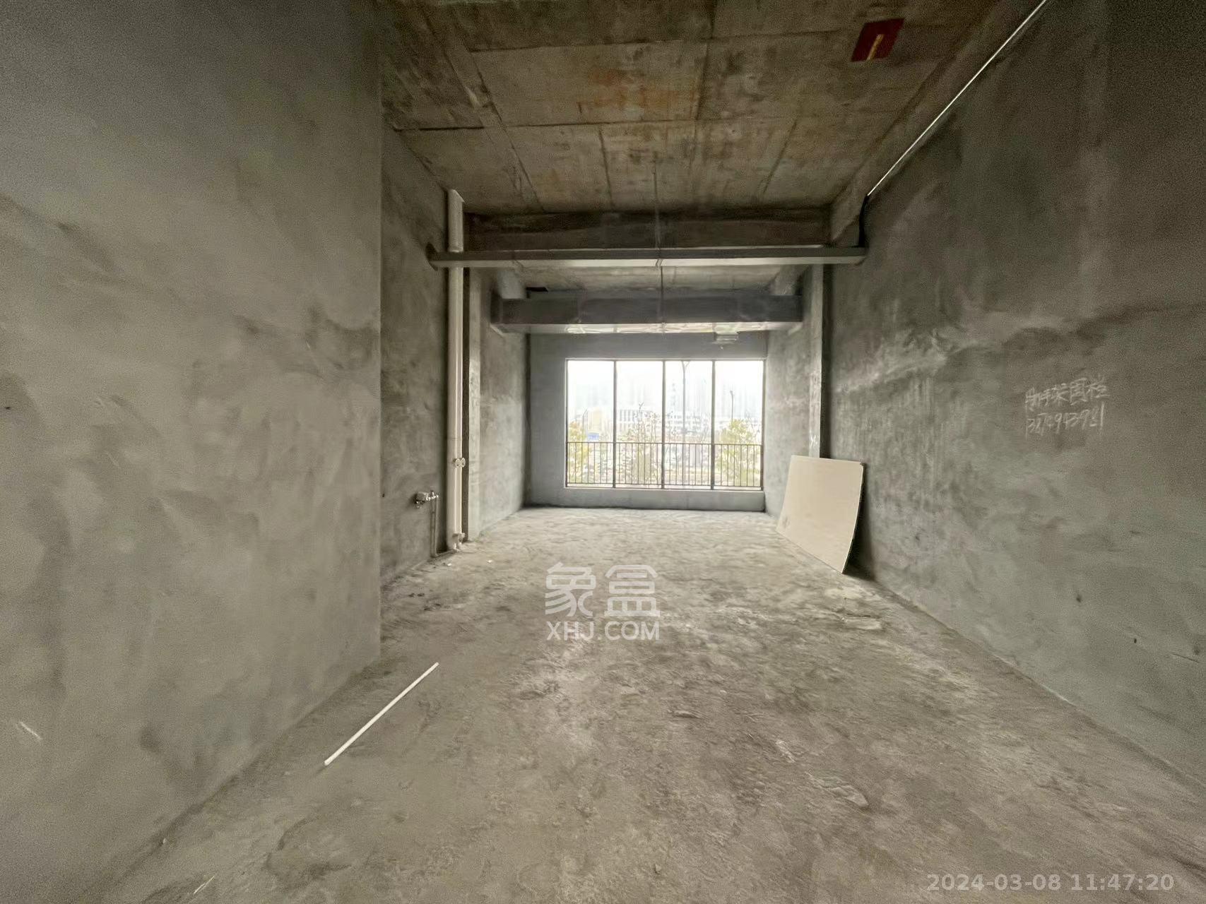 金源府   100.0㎡      7000.0元/月室内图