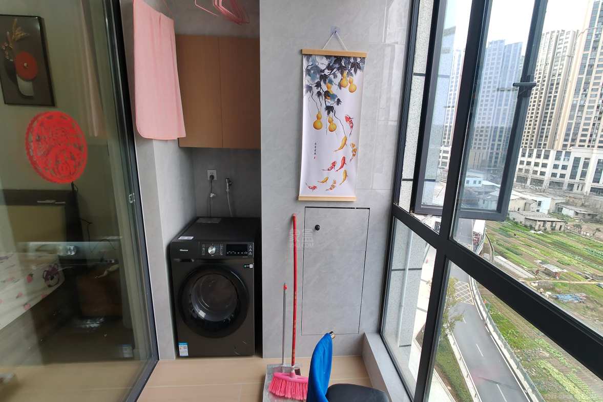 中泰财富湘江 0室0厅0卫 1500.0元/月 中泰财富湘江 0室0厅0卫 1500.0元/月室内图