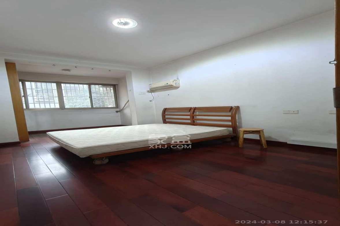 紫薇鑫园  4室2厅2卫    3600.0元/月室内图