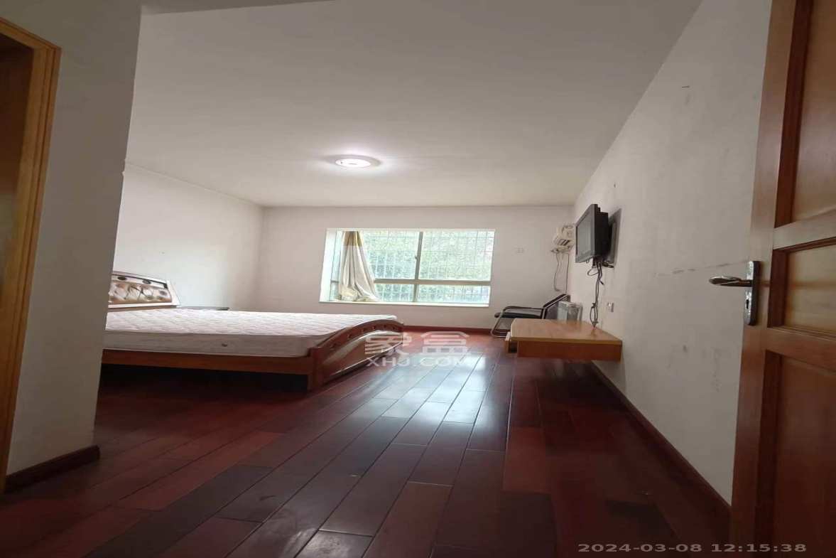 紫薇鑫园  4室2厅2卫    3600.0元/月室内图