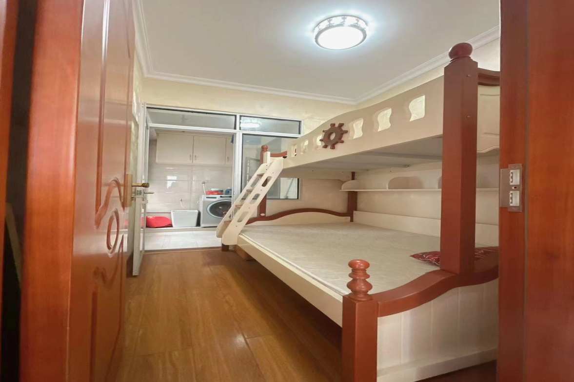 珠江愉景新城  3室0厅0卫   2200.00元/月室内图