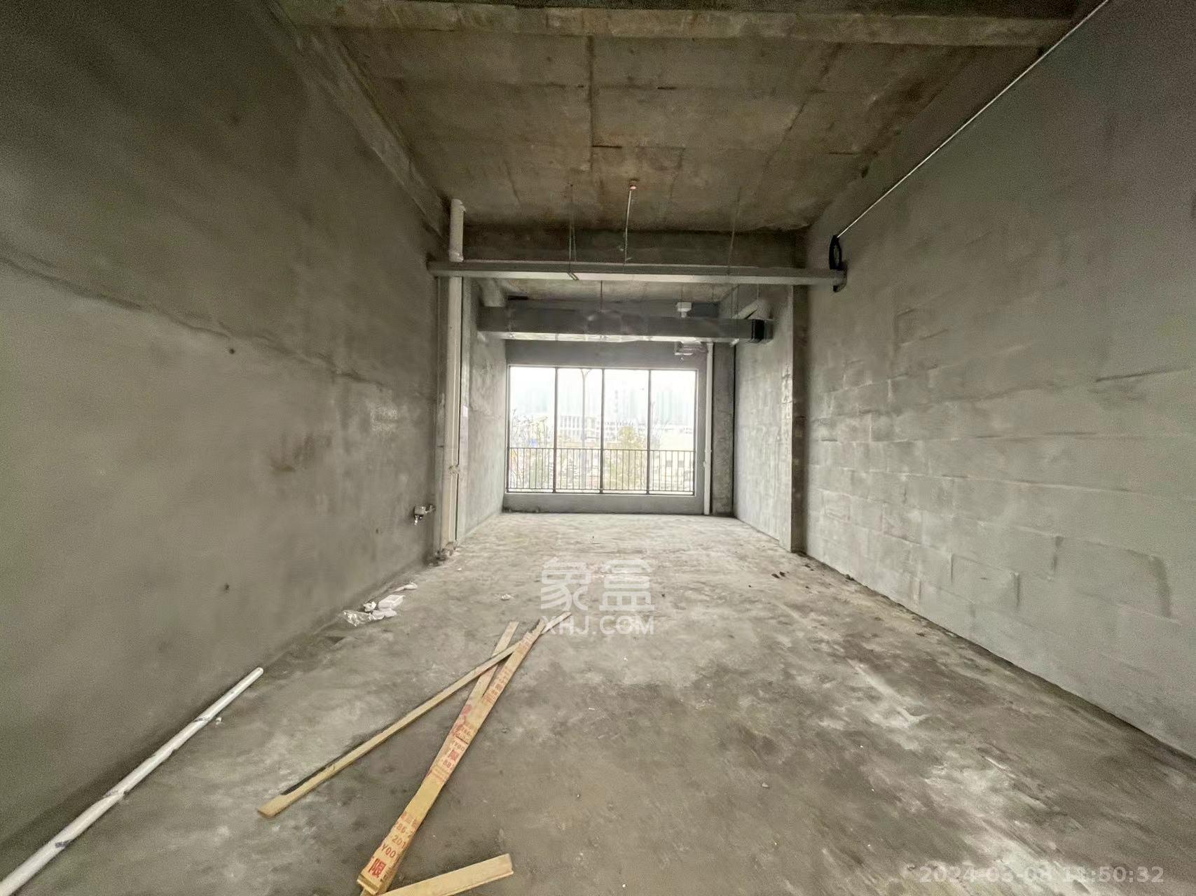 金源府   100.0㎡      7000.0元/月室内图