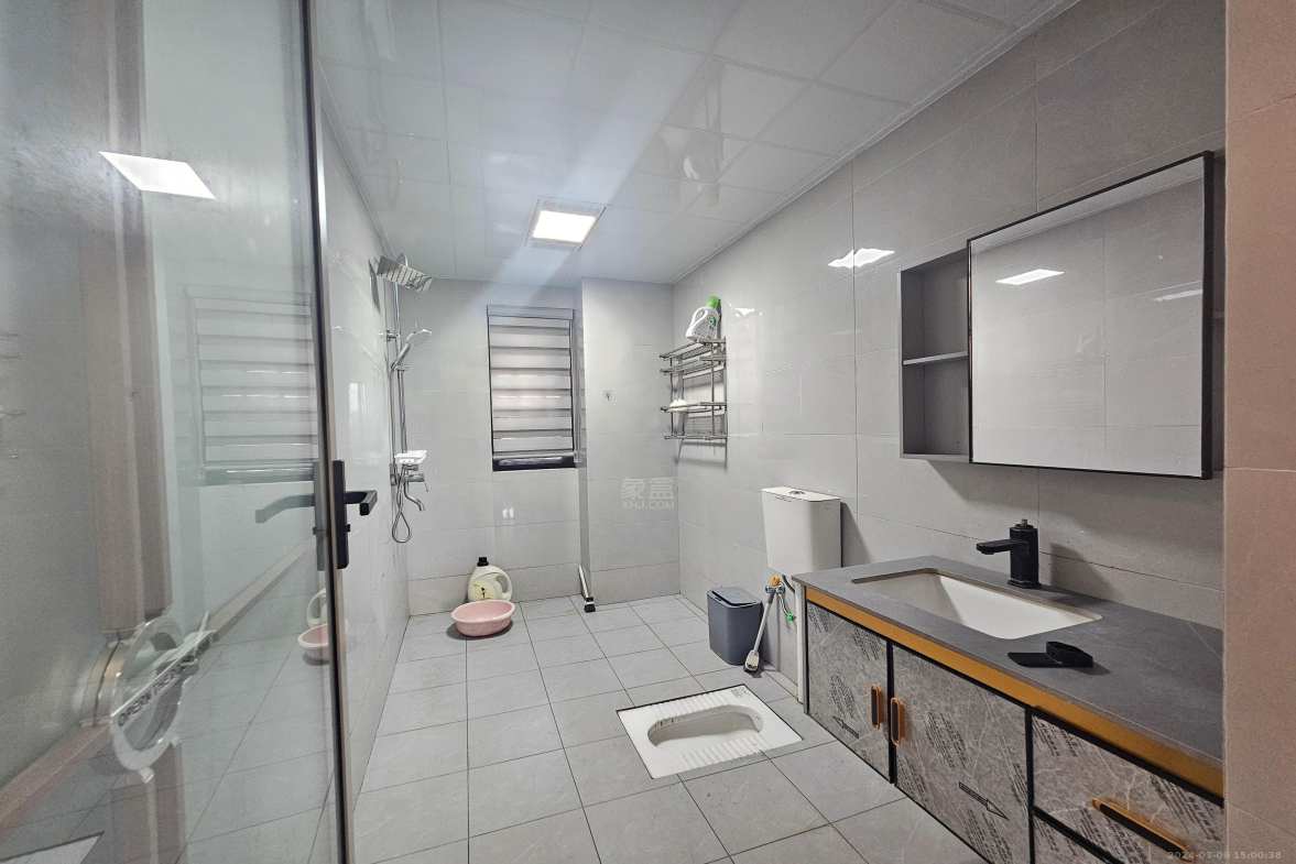 亿都时光  3室2厅2卫    2300.0元/月室内图